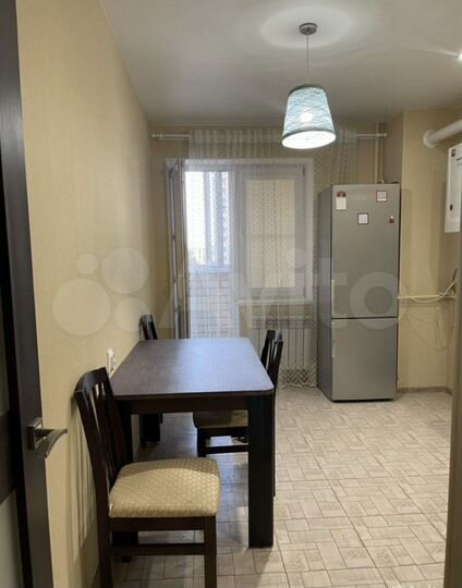 1-к. квартира, 42 м², 2/9 эт.