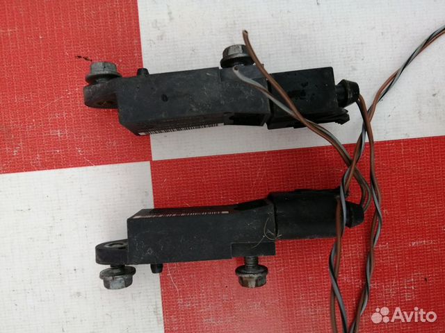 Датчик удара Мерседес W219 W211 R230 R170 R171