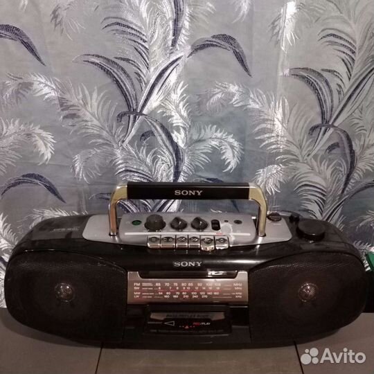 Магнитолы и муз. Центры