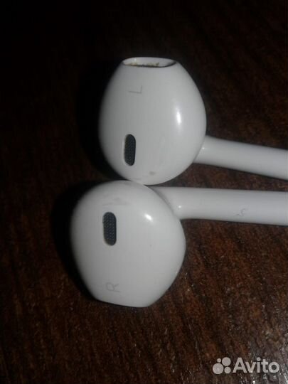 Наушники для iPhone проводные