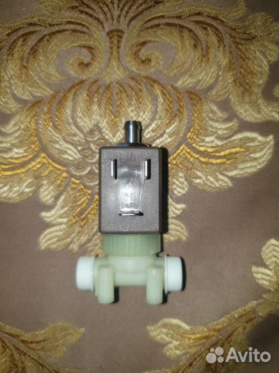 Трехходовой клапан для кофемашины delonghi