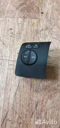 Кнопка многофункциональная Ford Explorer 4