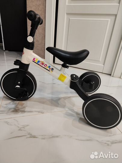 Велосипед беговел 3 в 1