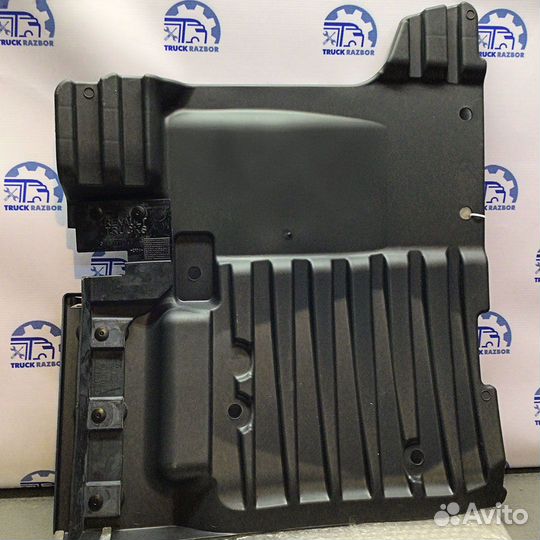 Локер (крыло), L на Renault