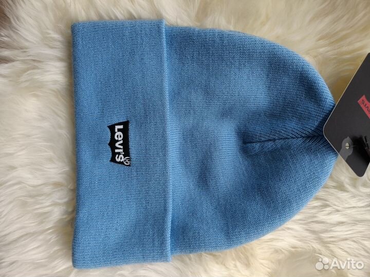 Шапка Levi's унисекс новая