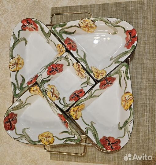 Менажница фарфоровая