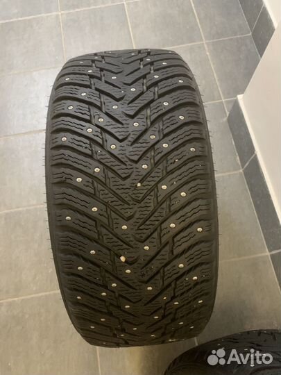 Nokian Tyres Hakkapeliitta 8 225/45 R18 и 245/40 R18