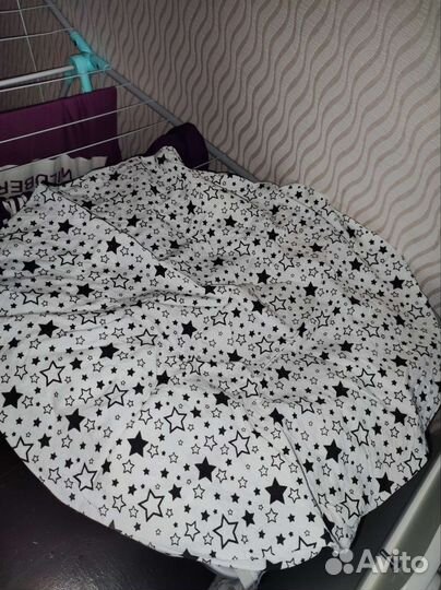 Непромокаемый наматрасник круглый и простынь