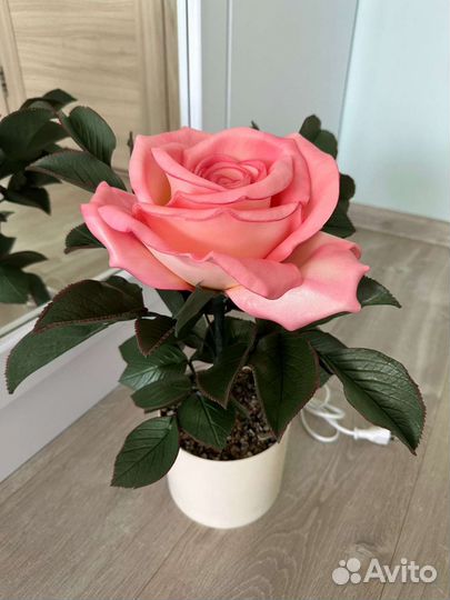 Светильник Роза из изолона