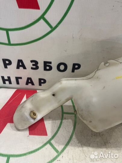 Бачок омывателя Dodge Caliber 2007