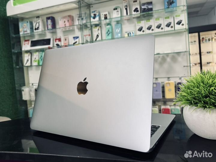 Macbook Air 13 2020 m1