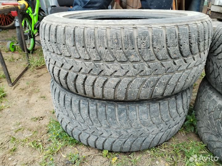 Nokian Tyres Hakkapeliitta 4 255/55 R17