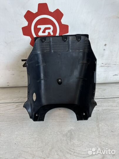 Toyota Camry v50 Кожух под рулевой