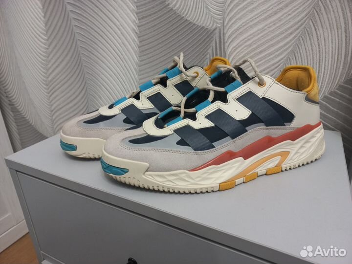 Кроссовки Adidas Niteball