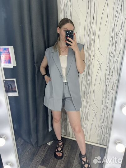 Жакет с шортами новый, размер 42 s