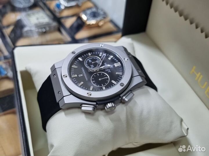 Мужские наручные часы hublot