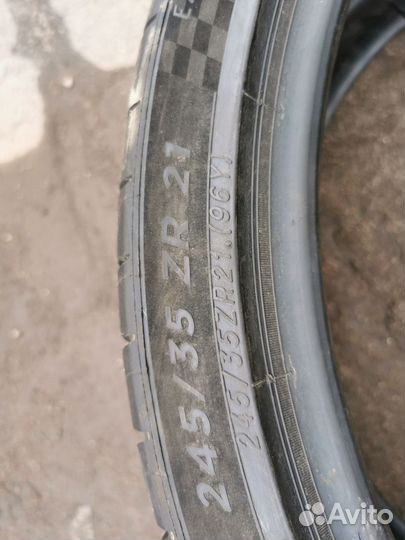 Michelin Pilot Sport 4 S 245/35 R21 и 285/30 R21 100ZR