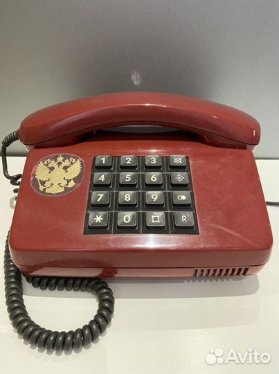Телефоны кнопочные и радио-телефоны