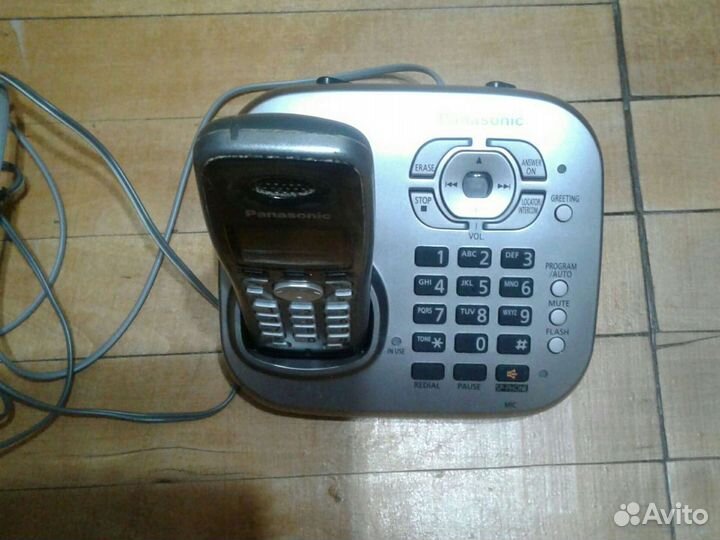 Panasonic телефон