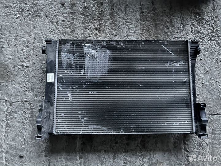 Радиатор mercedes w204 w212 c204 e212