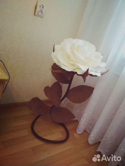 Декоративная роза