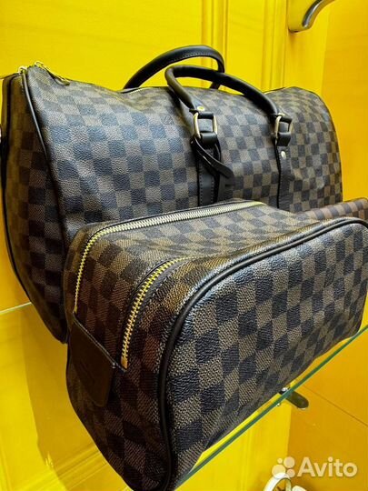 Комплект louis vuitton дорожная косметичка