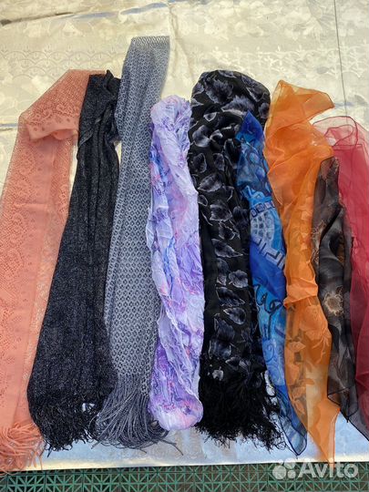Шарфы и палантины и косыночки