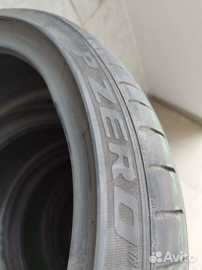 Pirelli P Zero 245/35 R19