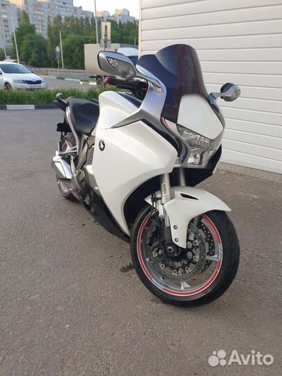 Honda VFR 1200F автомат 2011г пробег 58000