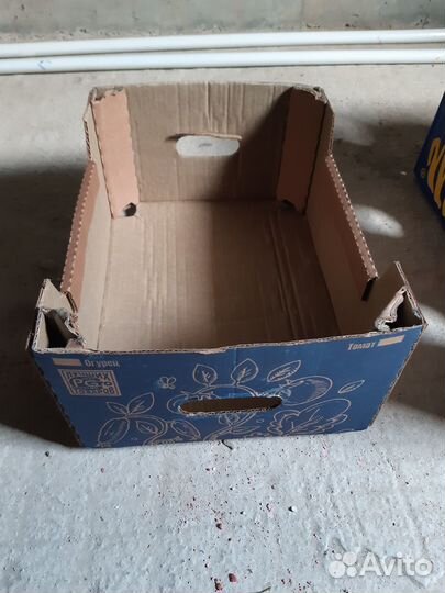 Ящики картонные и пластиковые