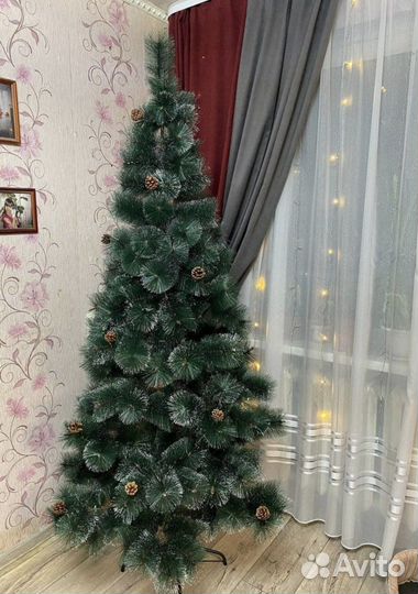 Елка искусственная заснеженная