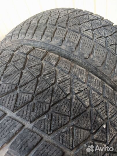 Bridgestone Blizzak DM-V2 225/55 R18