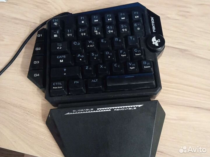 Игровая механическая клавиатура