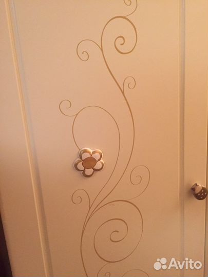 Итальянский шкаф для одежды