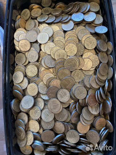 Монеты 1 рубль с буквой М 1992 года