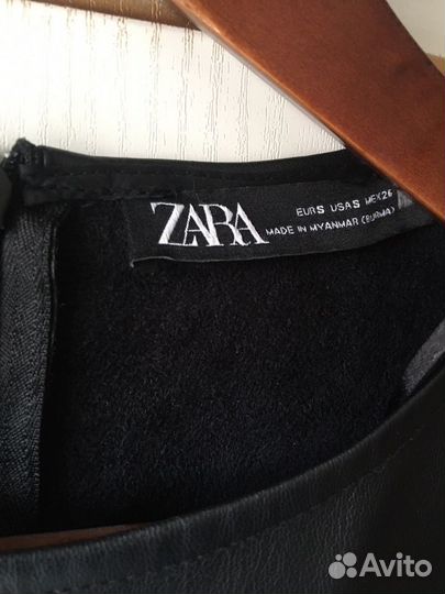 Платье zara экокожа S