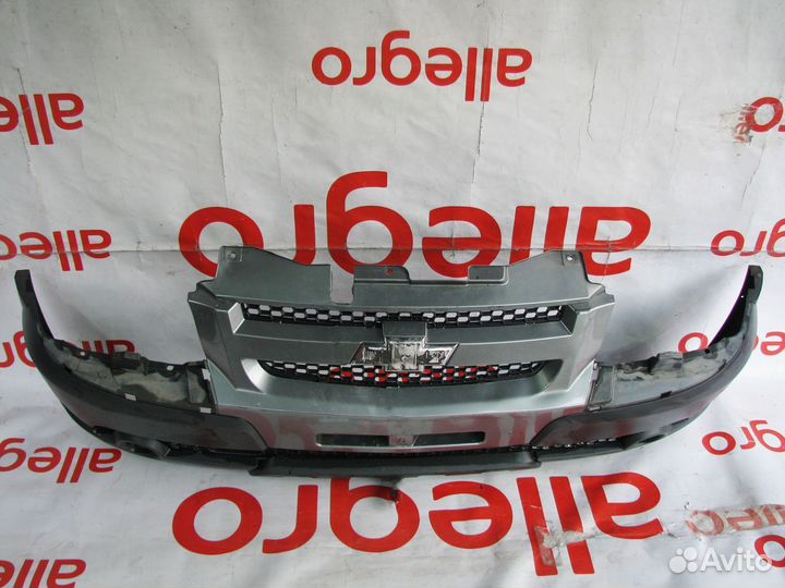 Chevrolet Niva Бампер передний 2009+