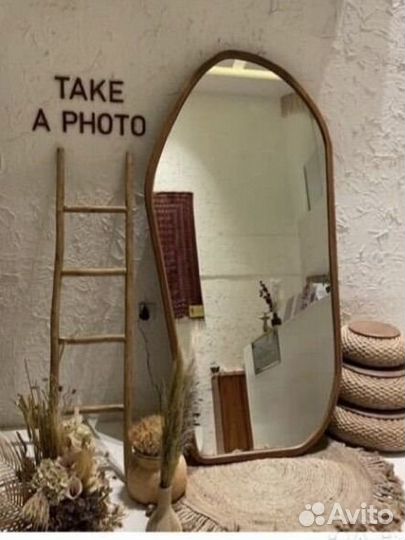 Вешалка деревянная лестница