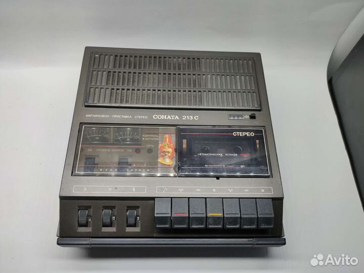 Винтажный магнитофон 80х Соната-213С