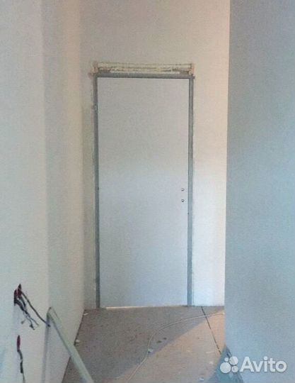 Скрытая межкомнатная дверь