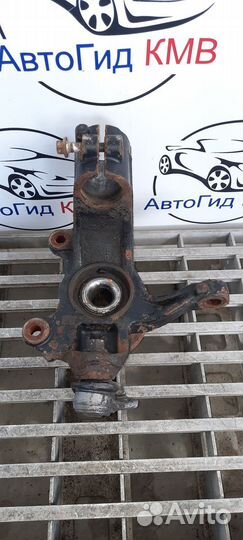 Кулак поворотный передний правый Ford Mondeo 4