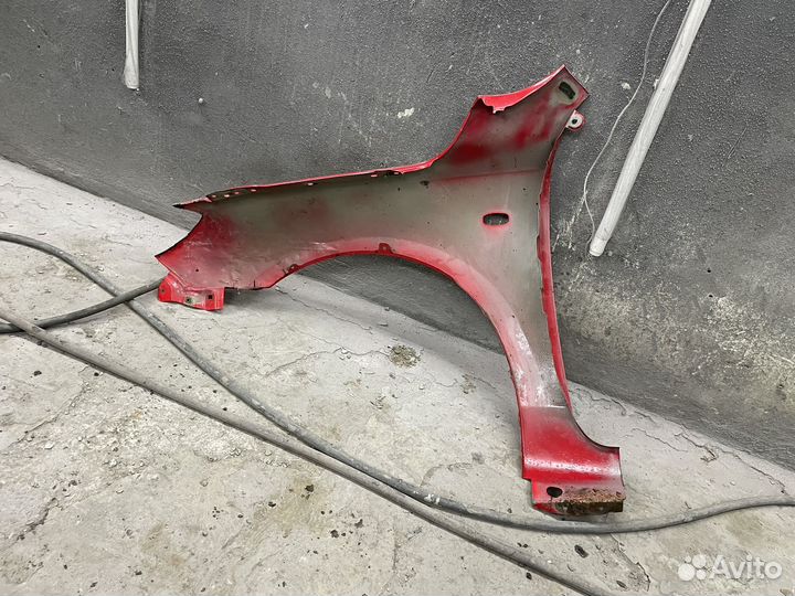 Крыло переднее правое mazda 3 bk