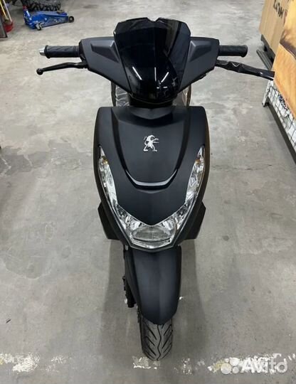 Купить скутер Peugeot Kisbee 50 cc в наличии
