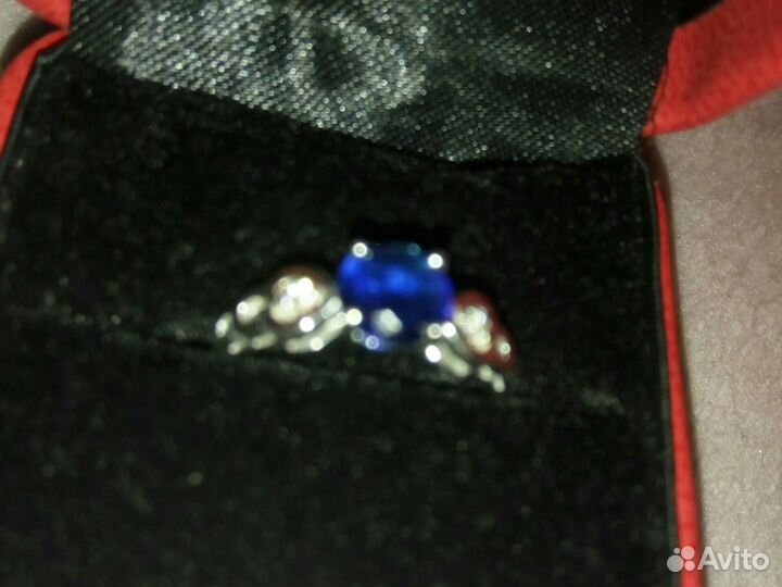 Серебряное кольцо