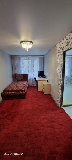 Комната 32 м² в 4-к., 3/4 эт.