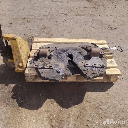 Седельно-сцепное устройство MAN TGX 2008