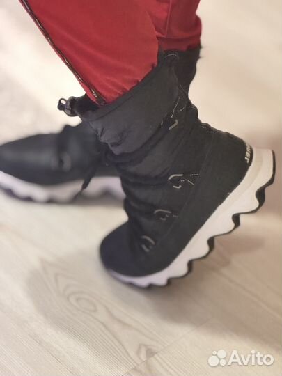 Дутики женские 38 размер Sorel