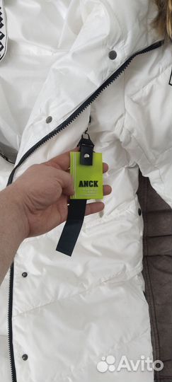 Пуховик женский размер 44.46