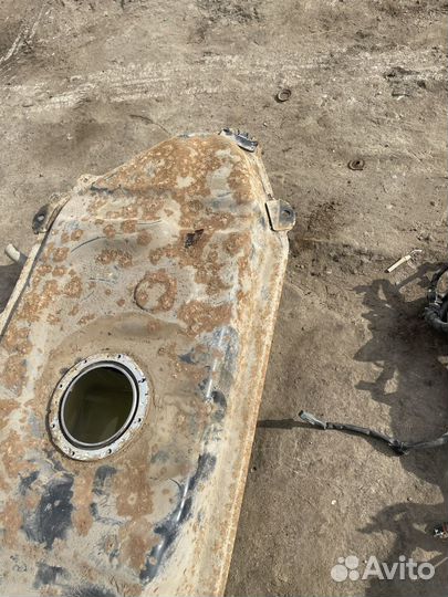 Топливный бак Toyota Yaris