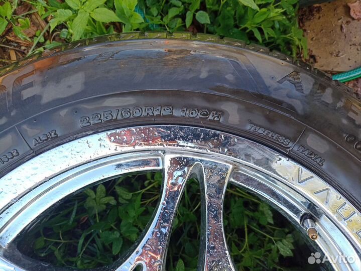 Bridgestone Alenza 001 225/60 R18